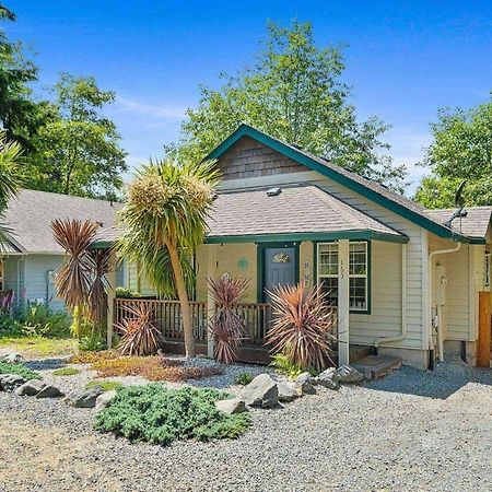 Beach Bungalow Rockaway Beach Exterior photo